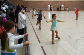 Cambrils acull la segona fase comarcal dels Jocs Escolars de Patinatge Artístic