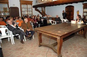 Es presenten els resultats de l'estudi fet sobre les restes d'una àrea d'emmagatzematge prop de la Torre Bargallona