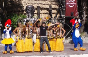 El cantant David Bisbal inaugura la nova temporada de Port Aventura