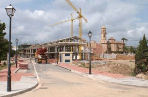 Els Arcs, pendent del pàrquing de la Concòrdia