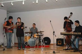 El Centre Cultural acull un concert de cançó francesa dins el cicle Escolta Música al Centre