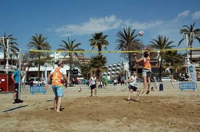 El Campionat Universitari de Catalunya de Vòlei Platja es disputa a la platja del Regueral de Cambrils
