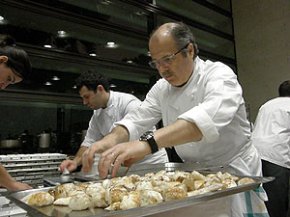 El restaurant cambrilenc Can Bosch participa en el sopar de la gala del Català de l'Any
