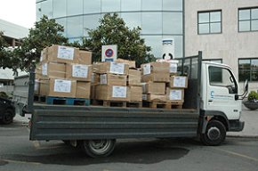 La 14a Caravana d'Ajut Humanitari per al Poble Sahrauí recull 610 quilos de material higiènic i 135 quilos de material escolar
