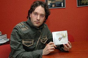 Surt a la venda "Un petit viatge", el primer treball discogràfic en solitari del cantautor XavisS