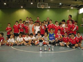 L'equip benjamí "A" de l'EFS Laguna s'adjudica la I Copa Ciutat de Cambrils de futbol sala en categoria benjamí 