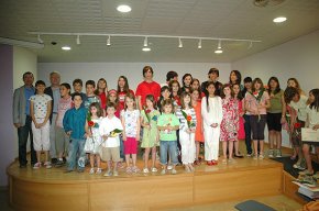 34 estudiants de Cambrils reben els premis literaris Miquel Martí i Pol de poesia i Manuel Vázquez Montalbán de prosa