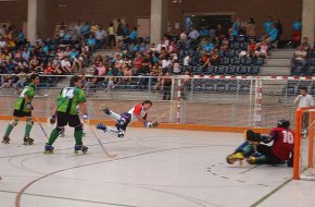 Domini absolut dels equips del Cambrils Club Hoquei en el 10è Torneig d'hoquei base "Vila de Cambrils" 