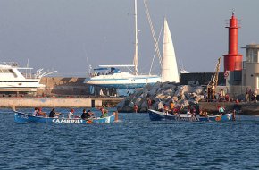14 tripulacions prenen part a la cinquena edició de les regates populars de llaguts