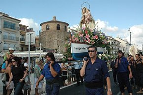 Tot a punt per celebrar els actes festius de la Mare de Déu del Carme