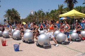 Cambrils reuneix els millors professionals internacionals del món del fitness i de l'aeròbic 