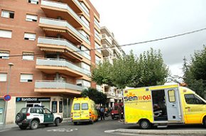 Una dona cau d'un quart pis de l'avinguda de Josep Vidal i Barraquer