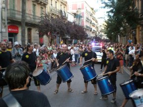 Cop de Cap actua a les festes del barri de Gràcia de Barcelona