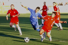El Cambrils empata a zero gols a casa, mentre que l'Oleastrum guanya còmodament a domicili 