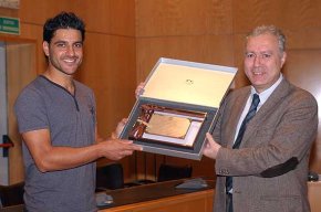 L'Ajuntament ret homenatge al pilot cambrilenc Ivan Cervantes pels títols aconseguits aquesta temporada