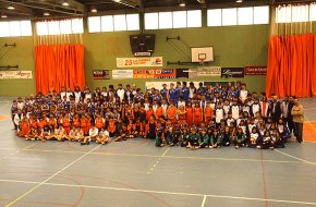 El Club Bàsquet Cambrils presenta 18 equips per la temporada 2008-2009
