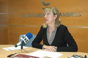 L'Ajuntament engega un programa d'actes entorn el Dia Internacional contra la violència de gènere per sensibilitzar els més joves