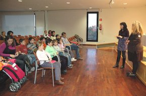Una nova sessió de 'Viatjant amb contes' porta als nens a conèixer Catalunya i Romania