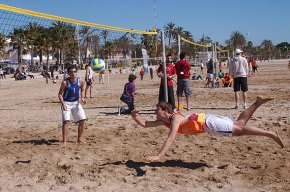 Els equips de la Universitat de Girona i de la Universitat de Barcelona guanyen el campionat universitari de volei platja