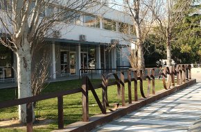 La majoria de centres escolars cambrilencs se sumen a la vaga contra la Llei d'Educació de Catalunya