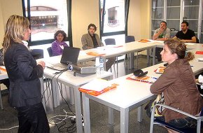 Un taller mostra als empresaris com millorar les vendes amb noves tècniques en temps de crisi