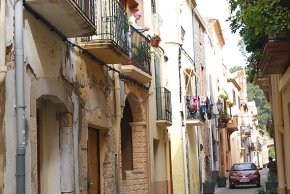 Diversos veïns del Barri Antic, descontents amb les obres, busquen noves solucions