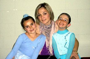 Dues patinadores del Club Patí Cambrils participen a la Fase Territorial dels Jocs Escolars de patinatge artístic