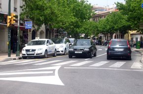 Els taxistes de Cambrils disposen d'una nova parada a la rambla de Jaume I, a tocar del Club Nàutic