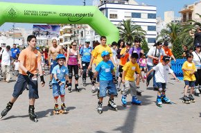 128 patinadors participen en la 3a Patinada Popular, des del port fins l'església de Vilafortuny