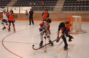 El Palau Municipal d'Esports acull l'11è torneig d'hoquei base "Vila de Cambrils"
