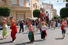 El barri de l'Eixample viu amb intensitat les seves tradicionals festes de barri