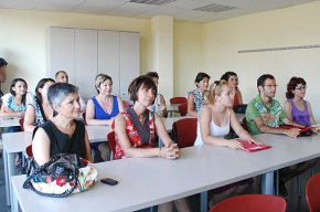 S'entreguen els diplomes als alumnes del curs de recepcionista d'hotel organitzat per l'Ajuntament 