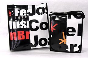 Surten a la venda motxilles i bosses de mà realitzades amb banderoles reciclades del Festival de Música