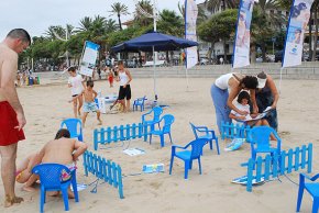 Per tercer any consecutiu es posa en marxa la campanya mediambiental "A la platja som de bandera"