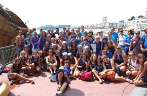 La categoria infantil dels Vent d'Estrop Vogadors de Cambrils, campions de la Lliga Catalana de Llaguts