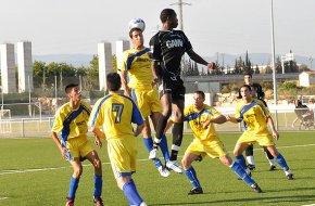 Dues derrotes de la UCF Cambrils-Oleastrum i victòria contundent del FC Cambrils al camp del Duesaigües