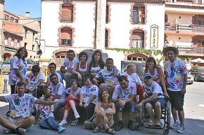 Els integrants de l'Esplai el Gripau Blau van de colònies a Prades
