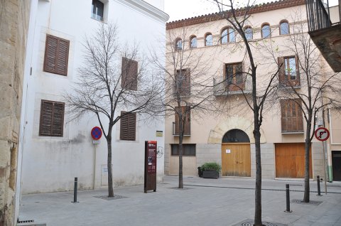 Carrers i places del Barri Antic en temps de confinament