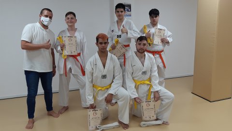 Entrega de diplomes a l'Escola Sundo de Taekwondo