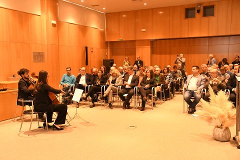 Aspecte de la sala de plens durant l'acte de lliurament dels premis