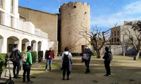 L'Escola d'Adults inaugura l'exposició «L'escola en imatges» dins els actes del seu 40è aniversari
