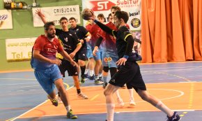 Primer partit de l'any i nova victòria per al CH Cambrils contra el Vallag que el referma en el liderat