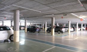 L'empresa concessionària de l'aparcament soterrat de la plaça de l'Ajuntament baixa les seves tarifes