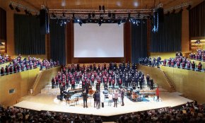 La Coral Les Veus del Casal participa al concert Canta Gran celebrat a l'Auditori de Barcelona