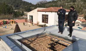 L'escola i la llar d'infants de Vandellòs ja s'escalfen amb biomassa