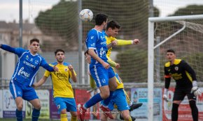 El Cambrils Unió derrota al Vila-seca i segueix en el grup capdavanter
