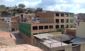 L'Ajuntament començarà a enderrocar aquesta setmana l'antiga granja abandonada de Vandellòs situada al centre del poble