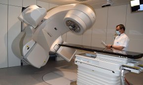 L'Hospital Sant Joan de Reus incorpora un nou accelerador lineal per fer tractaments amb radioteràpia
