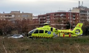 Un helicòpter trasllada d'urgència a una menor amb problemes respiratoris 