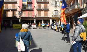 Les Àvies i Avis fan una crida a favor de la pau al món